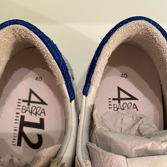 NEW! Quattrobarradodici White Sneakers - Picture 6 of 8